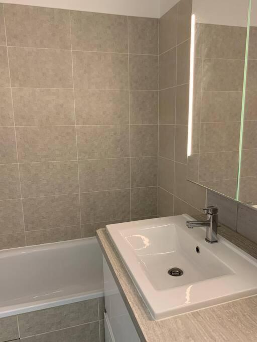 Appartement Moderne Et Spacieux Proche Paris Алфорвил Екстериор снимка