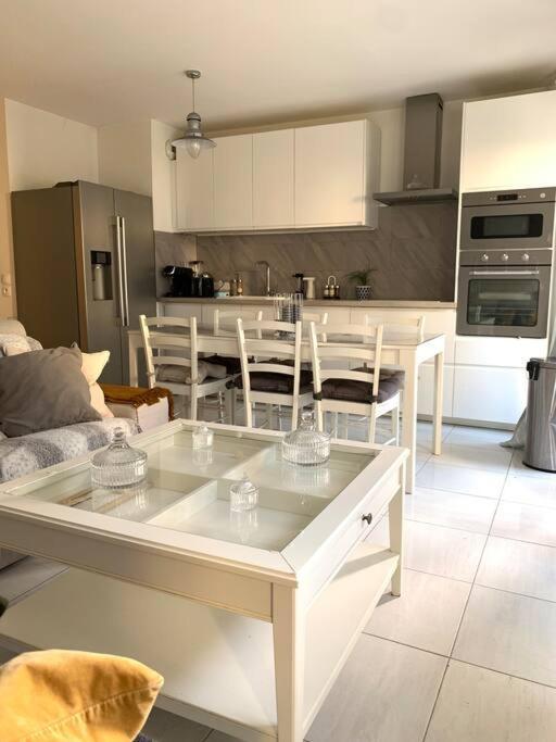 Appartement Moderne Et Spacieux Proche Paris Алфорвил Екстериор снимка